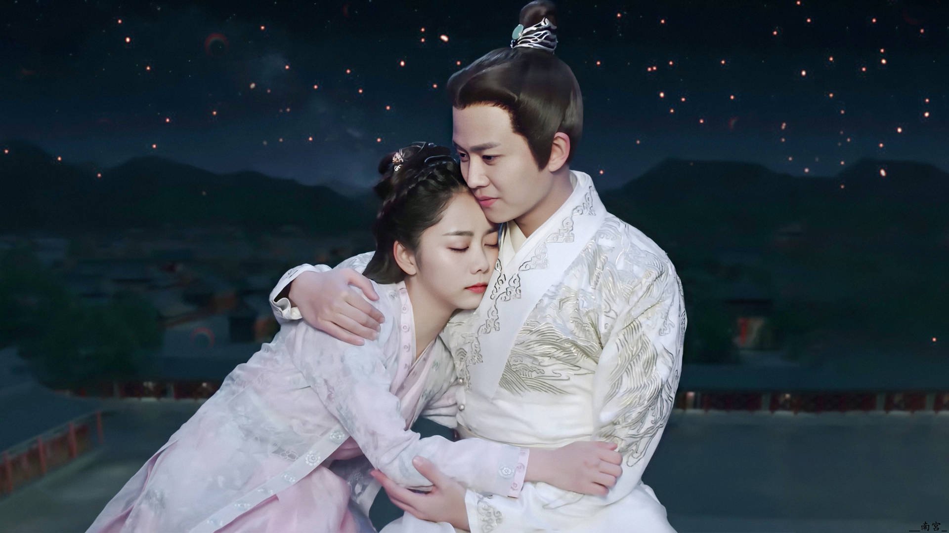 篮网首次采用“动态战术板”,教练组实时调整战术,篮网战术手册